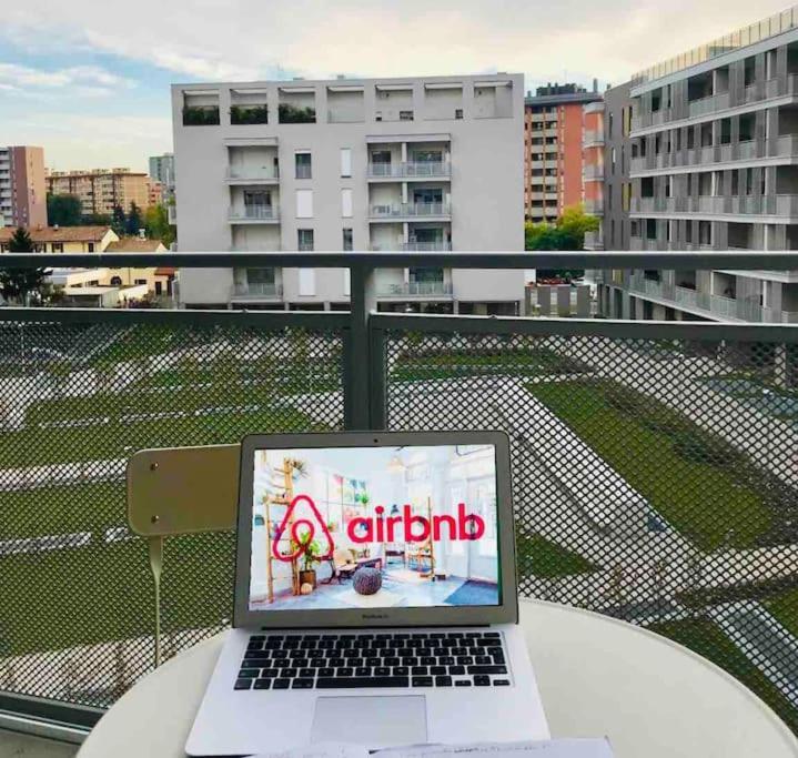Luxury 3 Bedroom Apartment 100 Mq Next To Rho Fiera And San Siro Milano Eksteriør billede